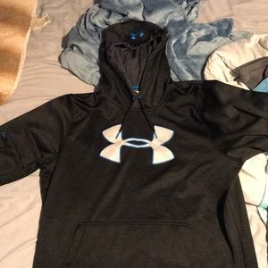XXL storm tech under armor sweatshirt